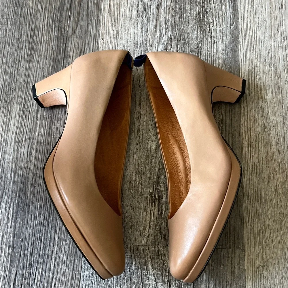Dr LIZA leather heels tan color - Picture 8 of 9